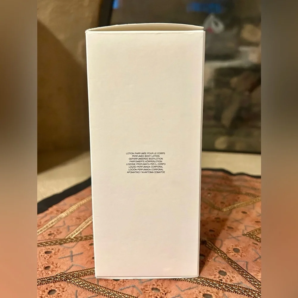 Chloé Atelier des Fleurs Hysope Perfumed Body Lotion 10 oz.